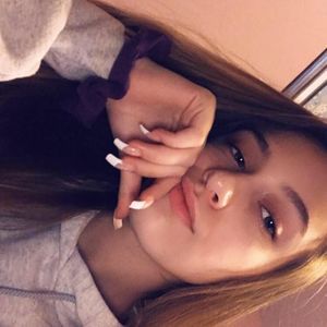 Meet your Posher, Bianca